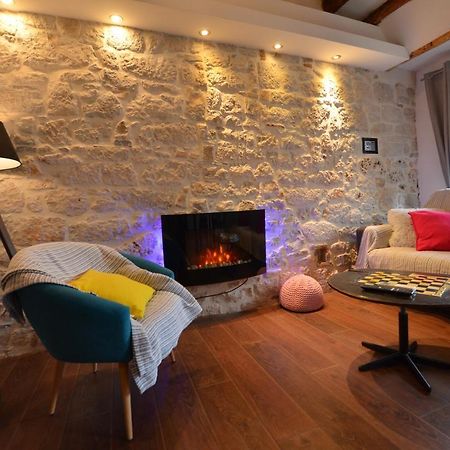 Noanna Apartment 로비니 외부 사진