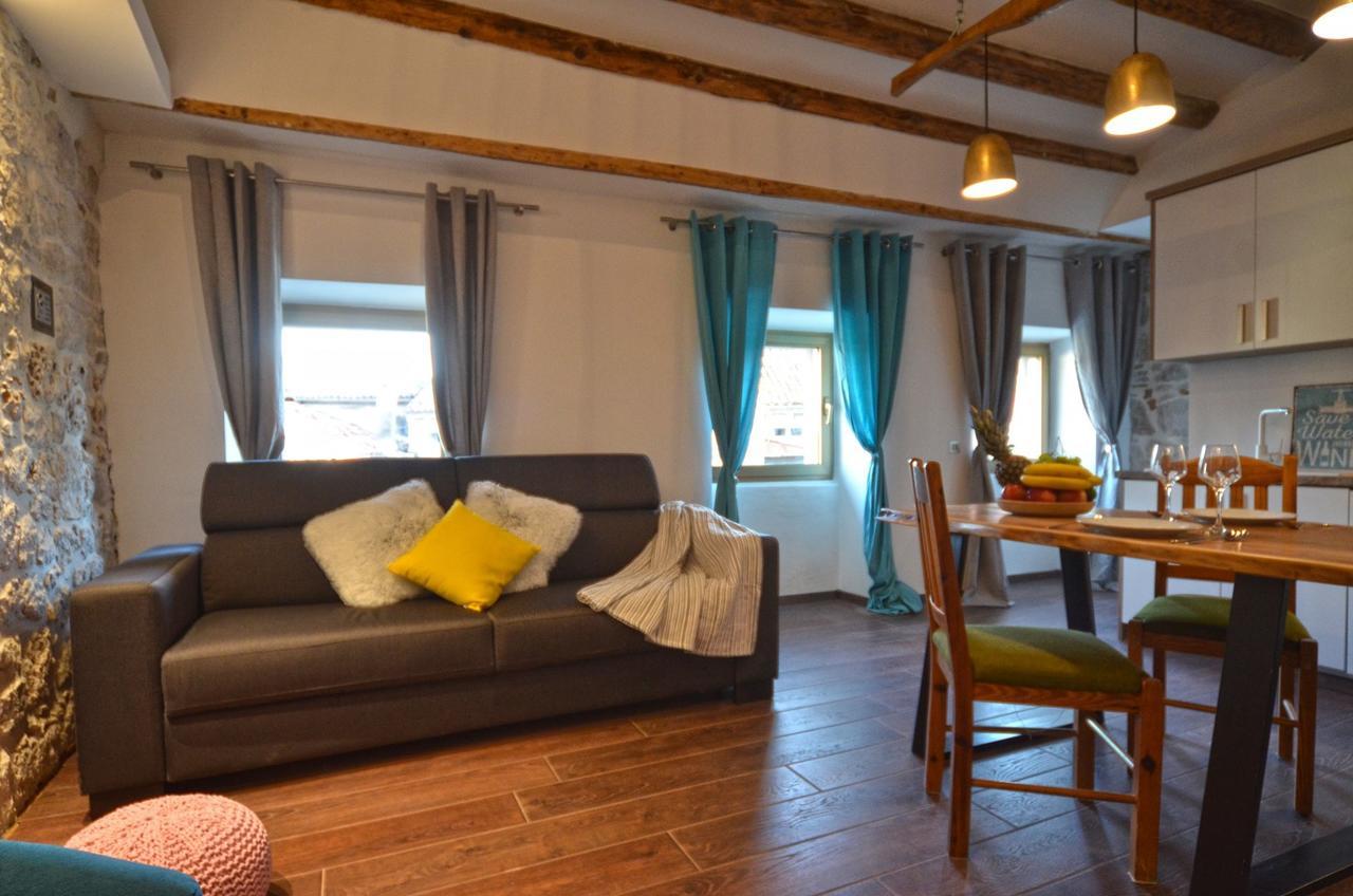 Noanna Apartment 로비니 외부 사진